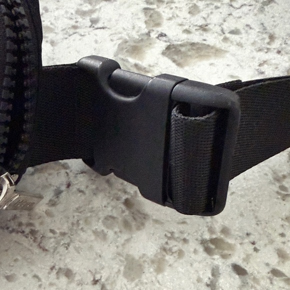 lululemon athletica Black Bag - Picture 4 of 4